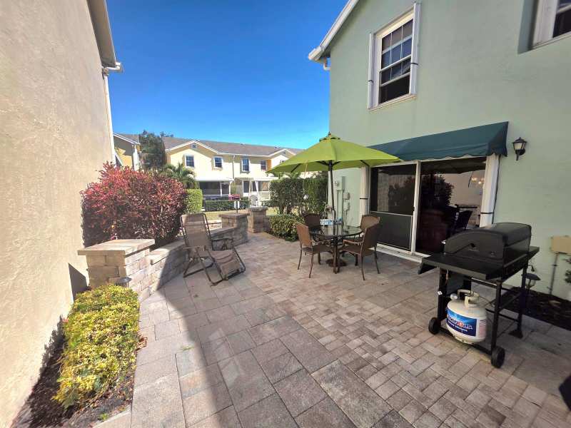311 Waterside Drive # 9c, Hypoluxo FL 33462