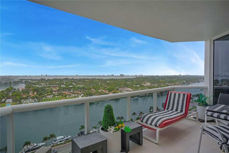 4775 Collins Ave # 1806, Miami Beach FL 33140