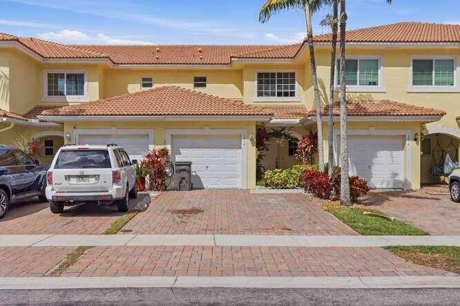 1218 Imperial Lake Road, West Palm Beach FL 33413