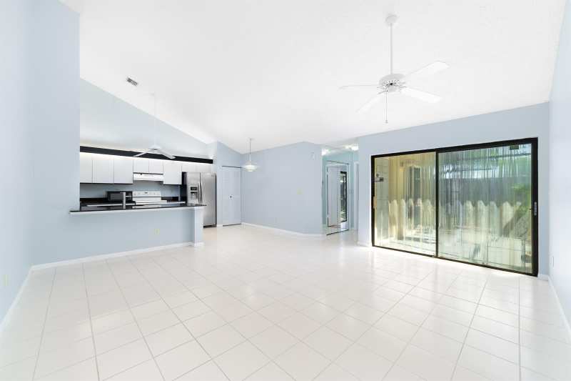1139 Summit Trail Circle # A, West Palm Beach FL 33415