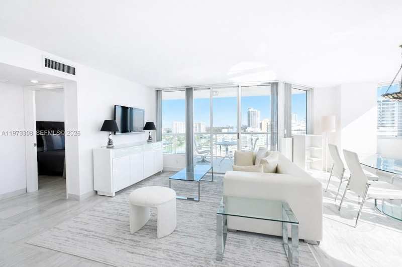3411 Indian Creek Dr, Miami Beach FL 33140