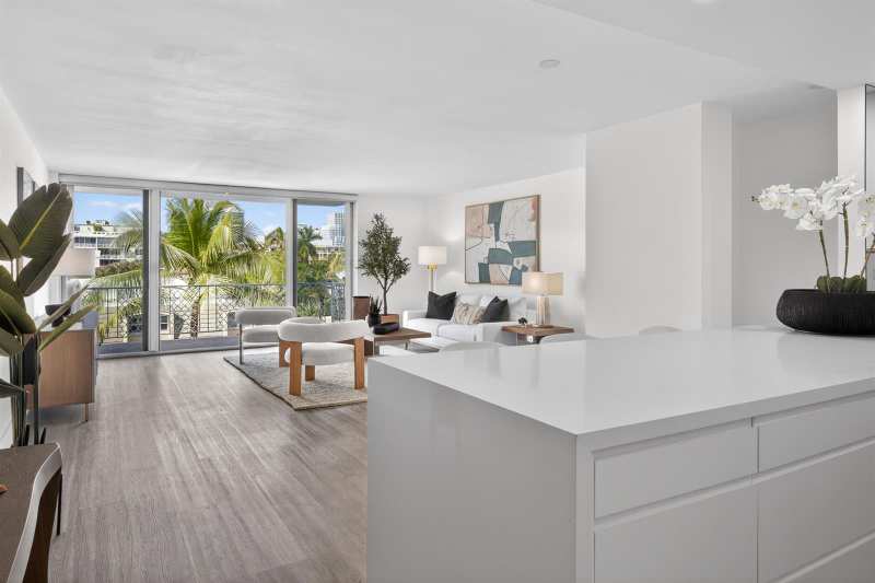 354 Chilean Avenue # 4d, Palm Beach FL 33480