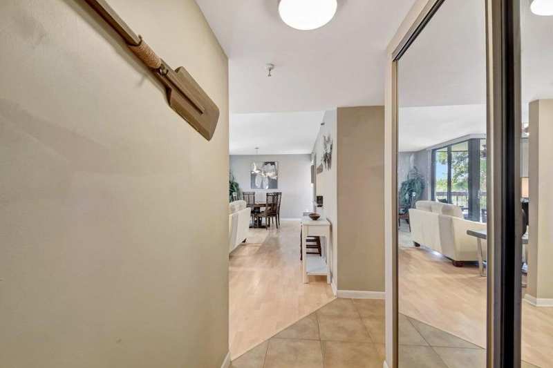 950 Lavers Circle # F309, Delray Beach FL 33444