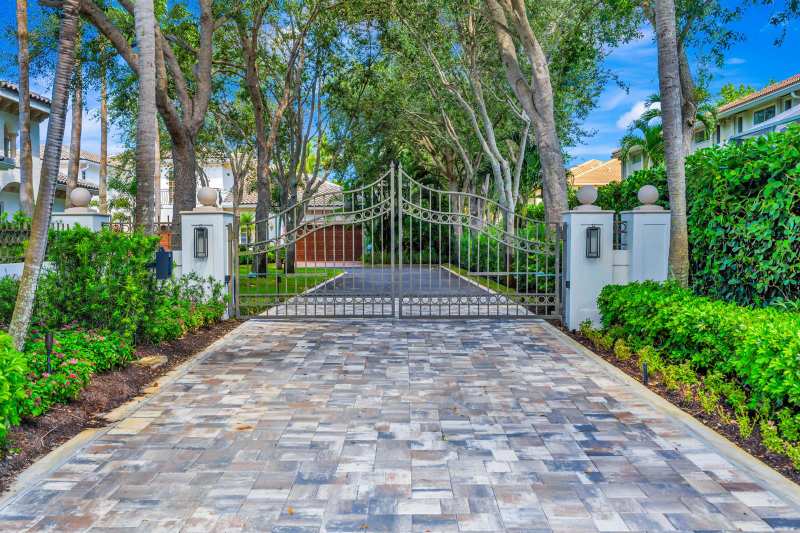 104 Renaissance Drive, North Palm Beach FL 33410