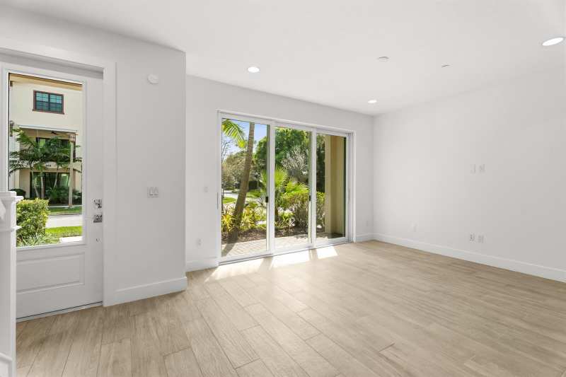 5393 Sagan Lane, Palm Beach Gardens FL 33418
