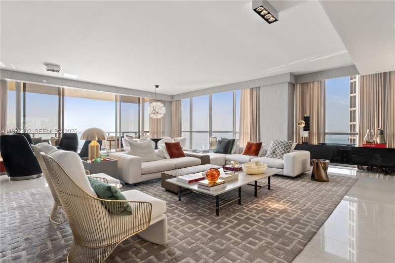 17749 Collins Ave # 902, Sunny Isles Beach FL 33160