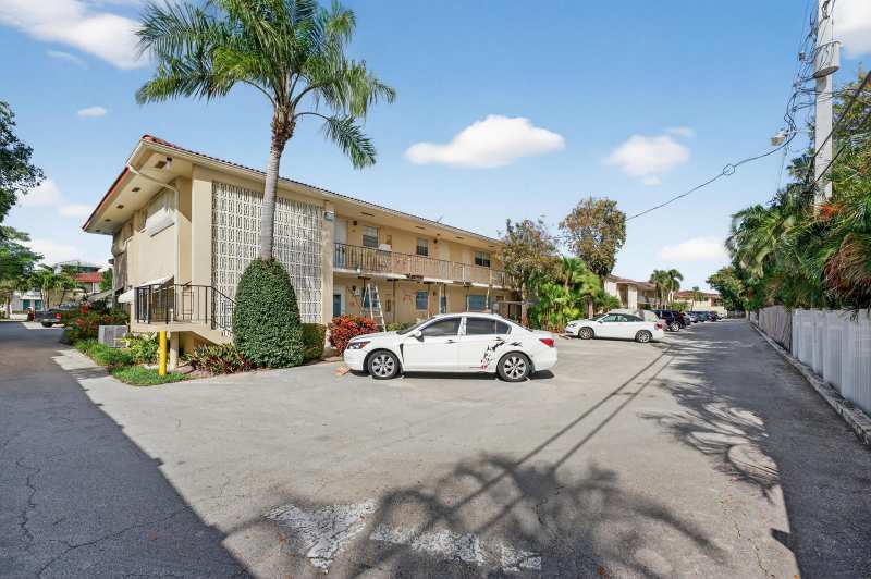 2134 NE 36th Street # 82, Lighthouse Point FL 33064