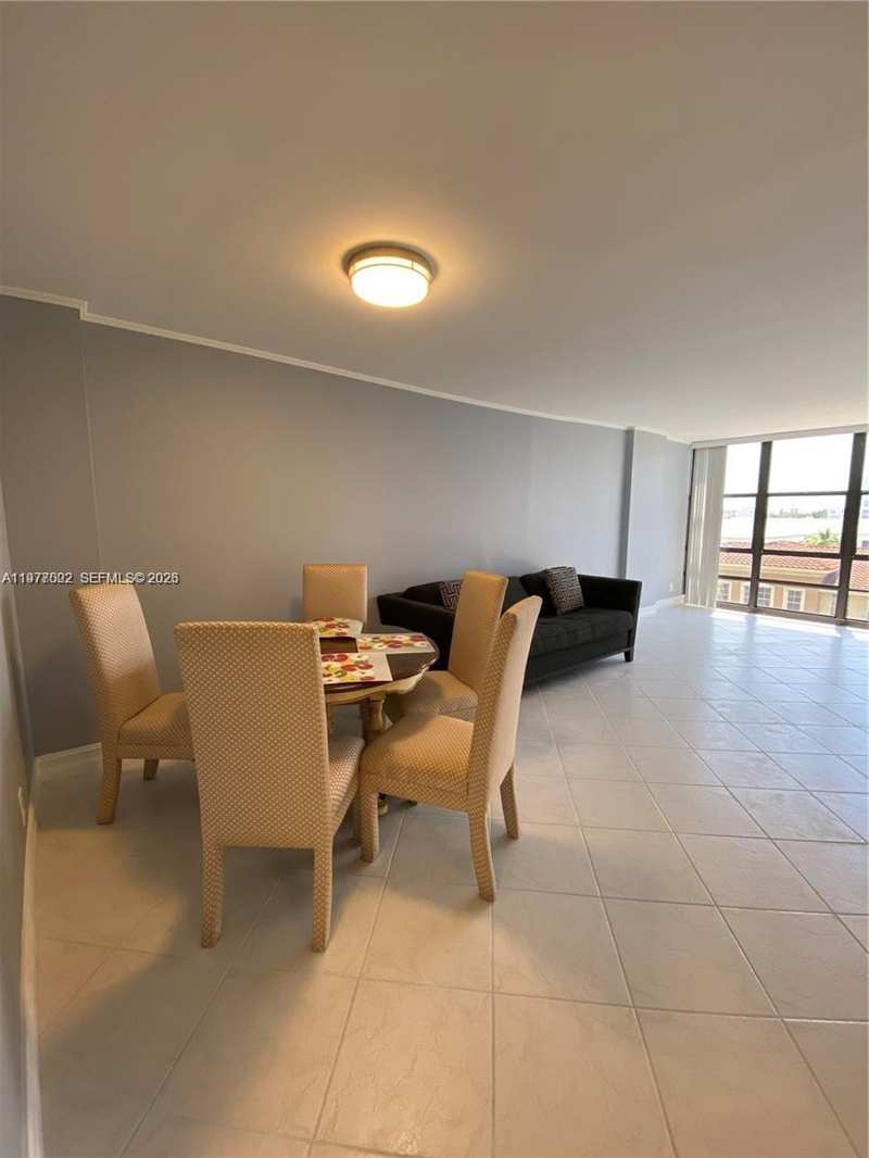 2049 S Ocean Dr # 503, Hallandale Beach FL 33009