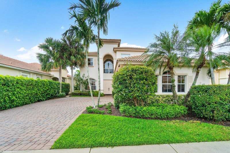 108 Via Condado Way, Palm Beach Gardens FL 33418