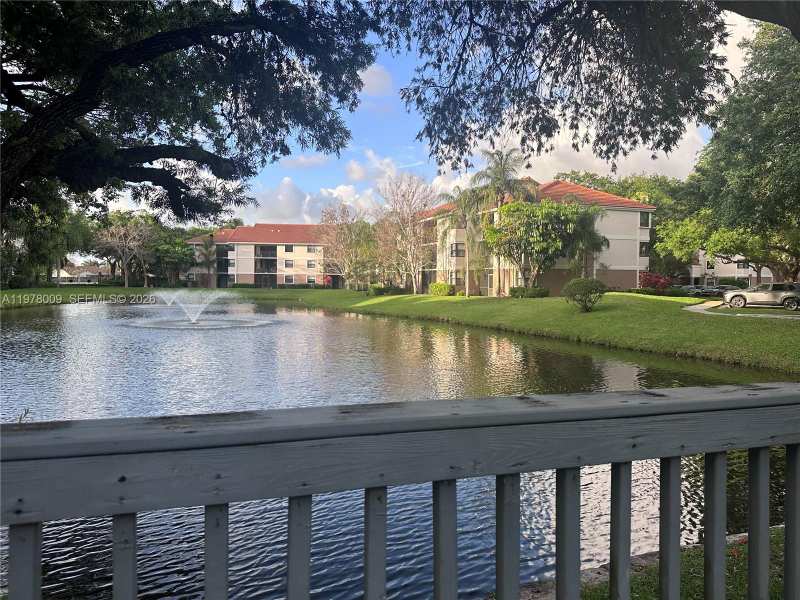 10131 W Sunrise Blvd # 204, Plantation FL 33322