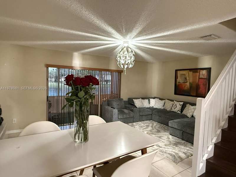 20875 NW 4th St, Pembroke Pines FL 33029