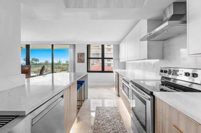 5480 N Ocean Drive, Singer Island FL 33404