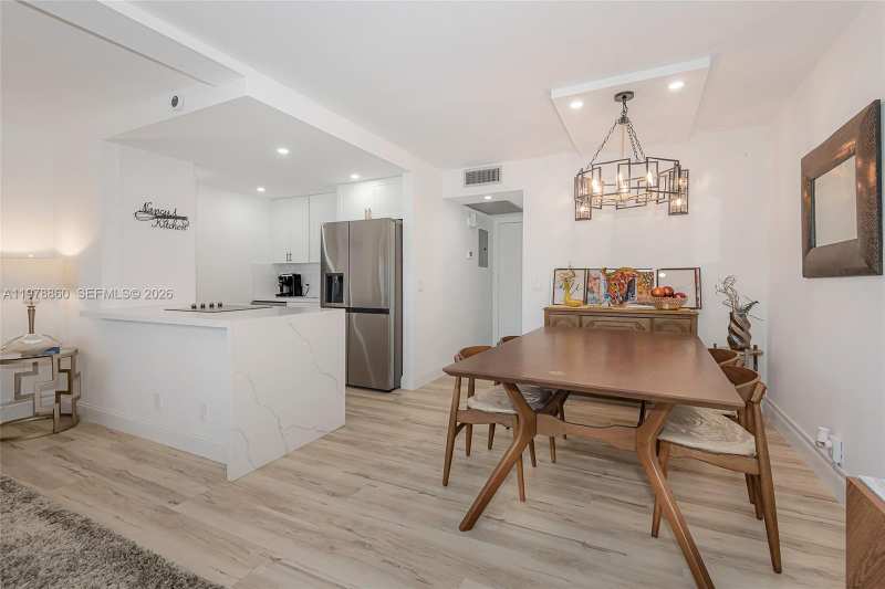 300 SW 134th Way # 212E, Pembroke Pines FL 33027