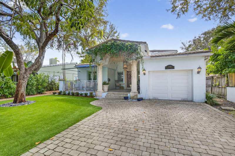 1020 SE 11th Street, Fort Lauderdale FL 33316