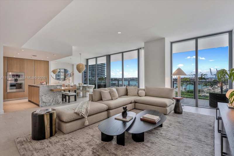 500 Alton Rd # 903, Miami Beach FL 33139