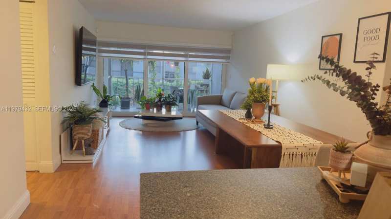483 N Pine Island Rd # C205, Plantation FL 33324