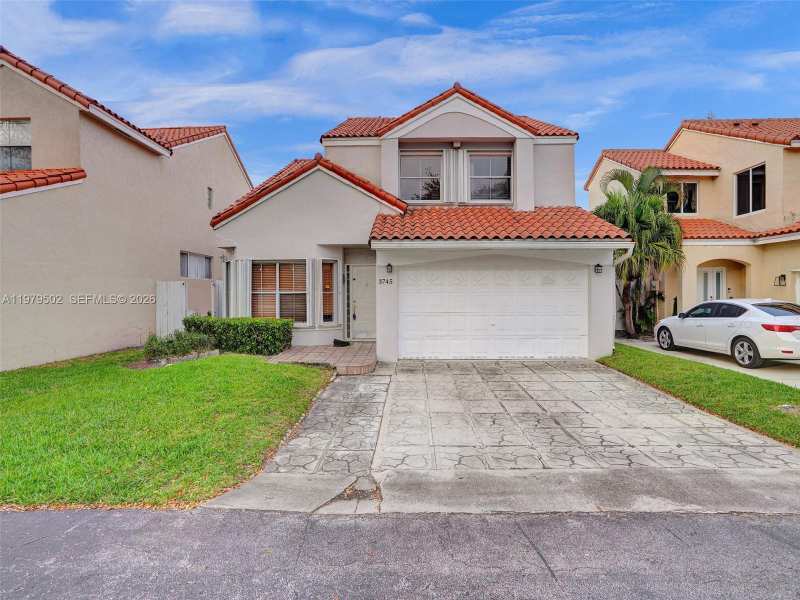 3745 Piccadilly St # 114, Hollywood FL 33021