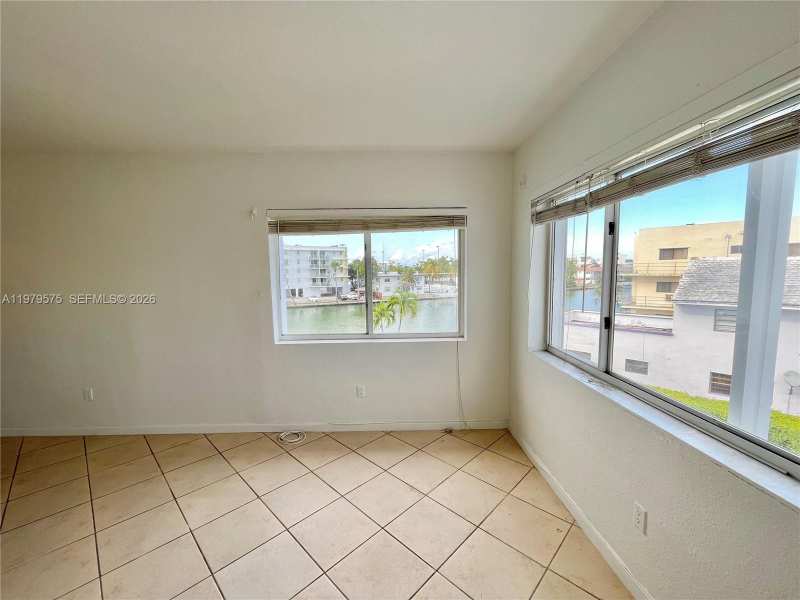 1185 Marseille Dr # 309, Miami Beach FL 33141