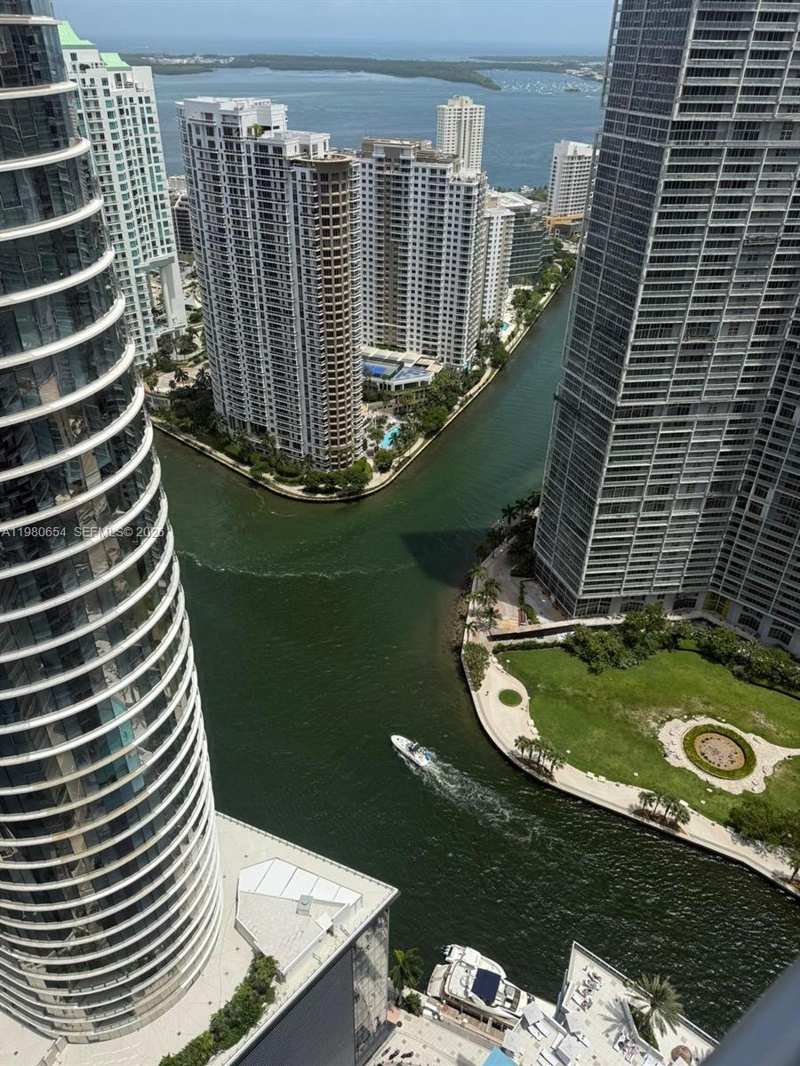 200 Biscayne Boulevard Way # 4801, Miami FL 33131
