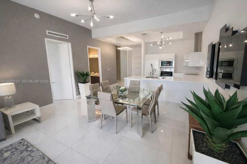 250 Sunny Isles Blvd # 407, Sunny Isles Beach FL 33160