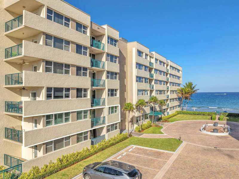 1239 Hillsboro Mile # 202, Hillsboro Beach FL 33062