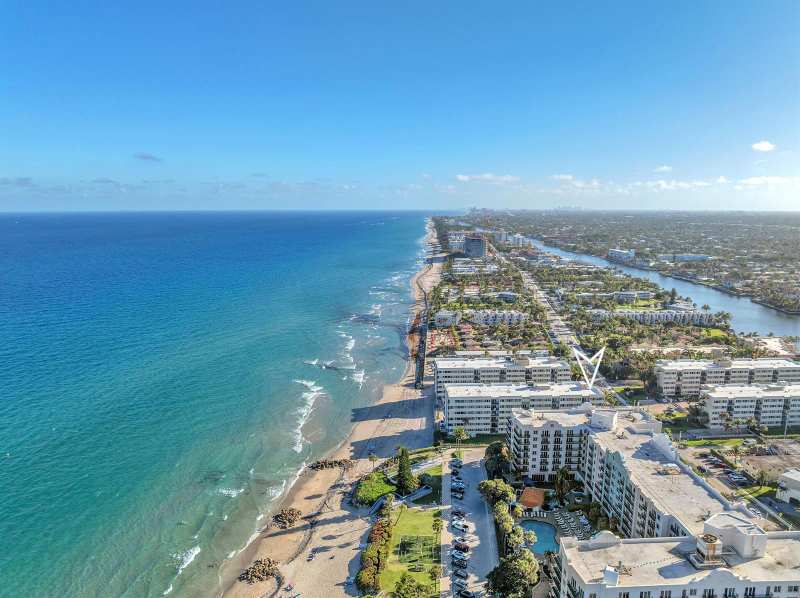 1239 Hillsboro Mile # 202, Hillsboro Beach FL 33062
