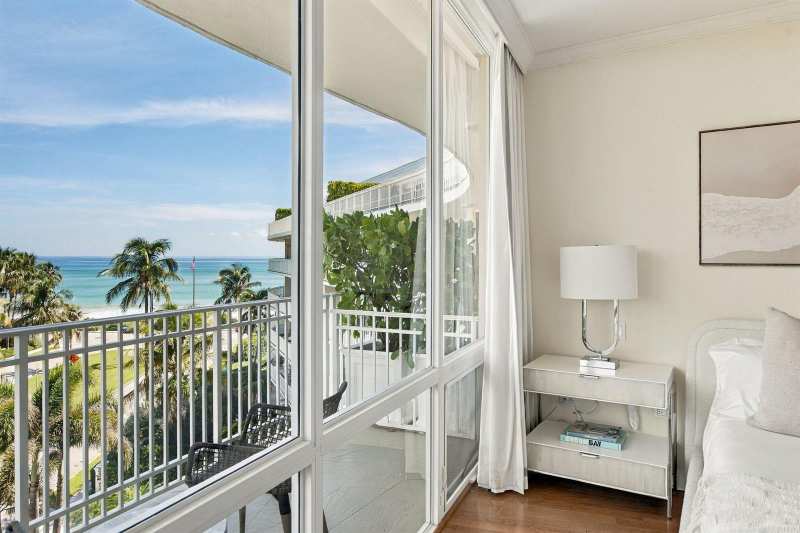 100 Royal Palm Way # G5, Palm Beach FL 33480