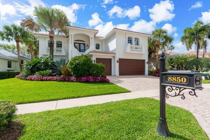 8850 Valhalla Drive, Delray Beach FL 33446