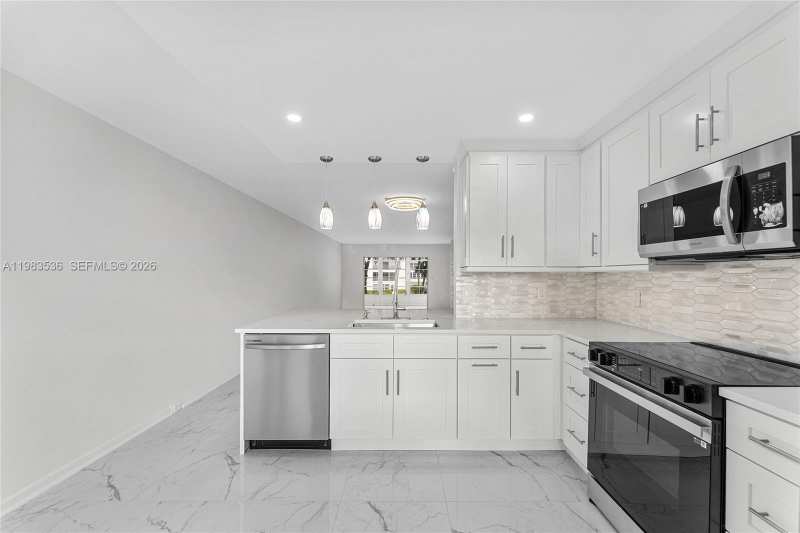 2303 Lucaya Ln # H2, Coconut Creek FL 33066