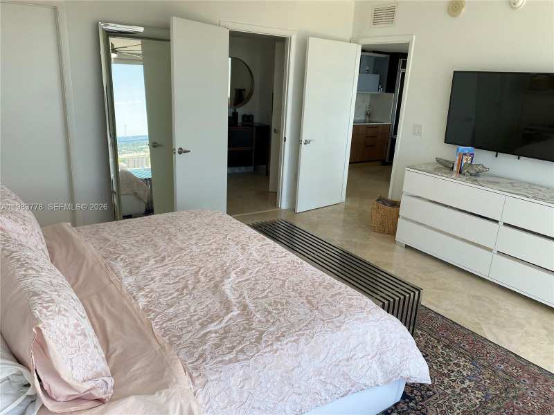 1830 S Ocean Dr # 3507, Hallandale Beach FL 33009