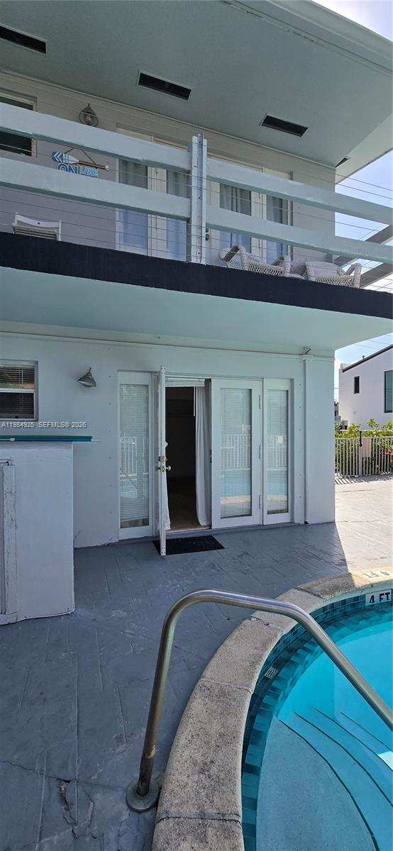 2185 NE 123rd St # 101, North Miami FL 33181