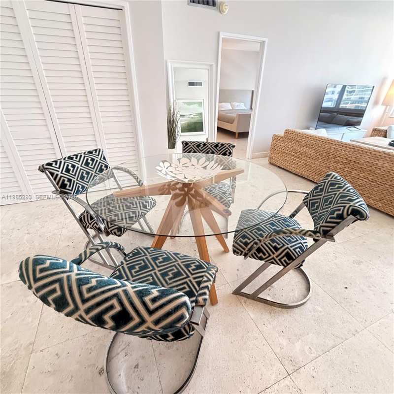 5700 Collins Ave # 11A, Miami Beach FL 33140