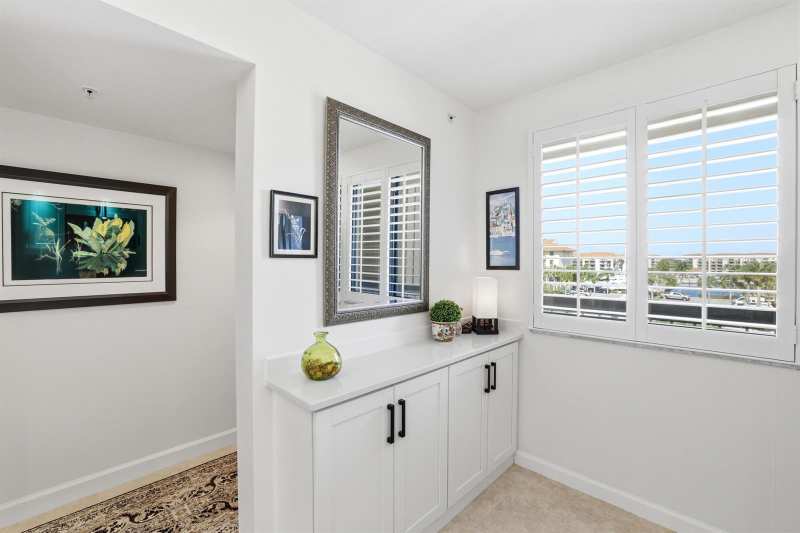 2101 Marina Isle Way # 404, Jupiter FL 33477