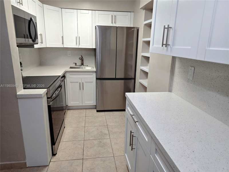 8701 SW 141st St # B2, Palmetto Bay FL 33176