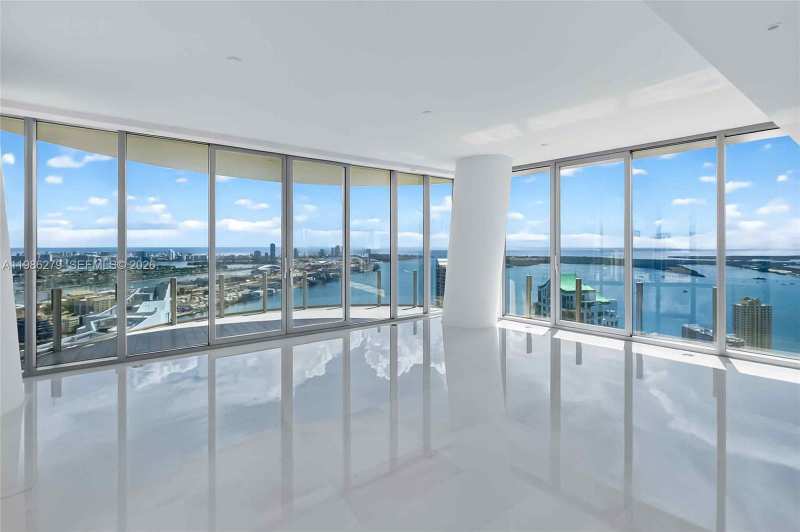 300 Biscayne Blvd Way # 4901E, Miami FL 33131