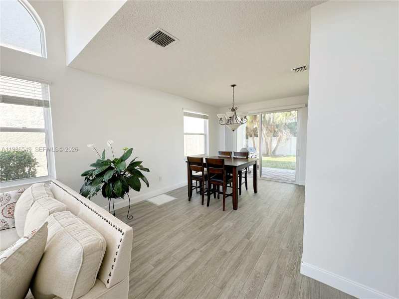 15973 NW 16th Ct, Pembroke Pines FL 33028
