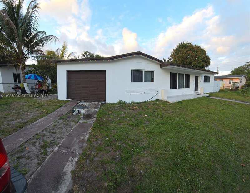 2011 NW 178th St, Miami Gardens FL 33056