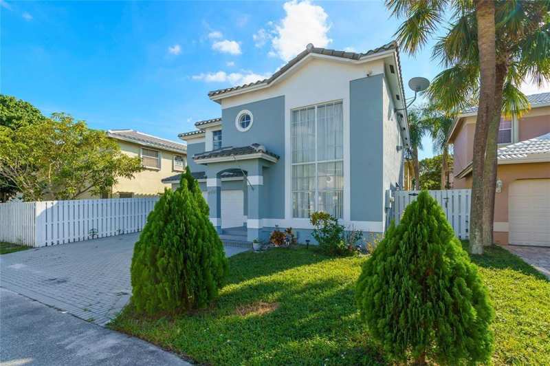 4450 NW 55th Drive, Coconut Creek FL 33073