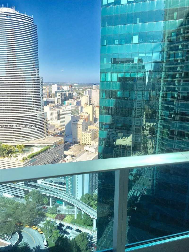 200 Biscayne Boulevard Way # 3712, Miami FL 33131