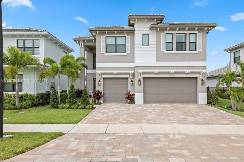 13076 Feathering Way, Palm Beach Gardens FL 33412