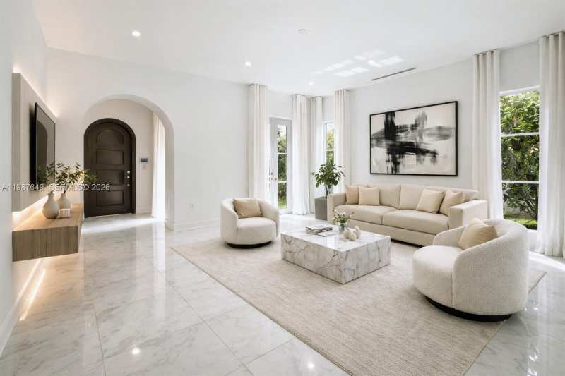 315 Santander Ave # 311, Coral Gables FL 33134