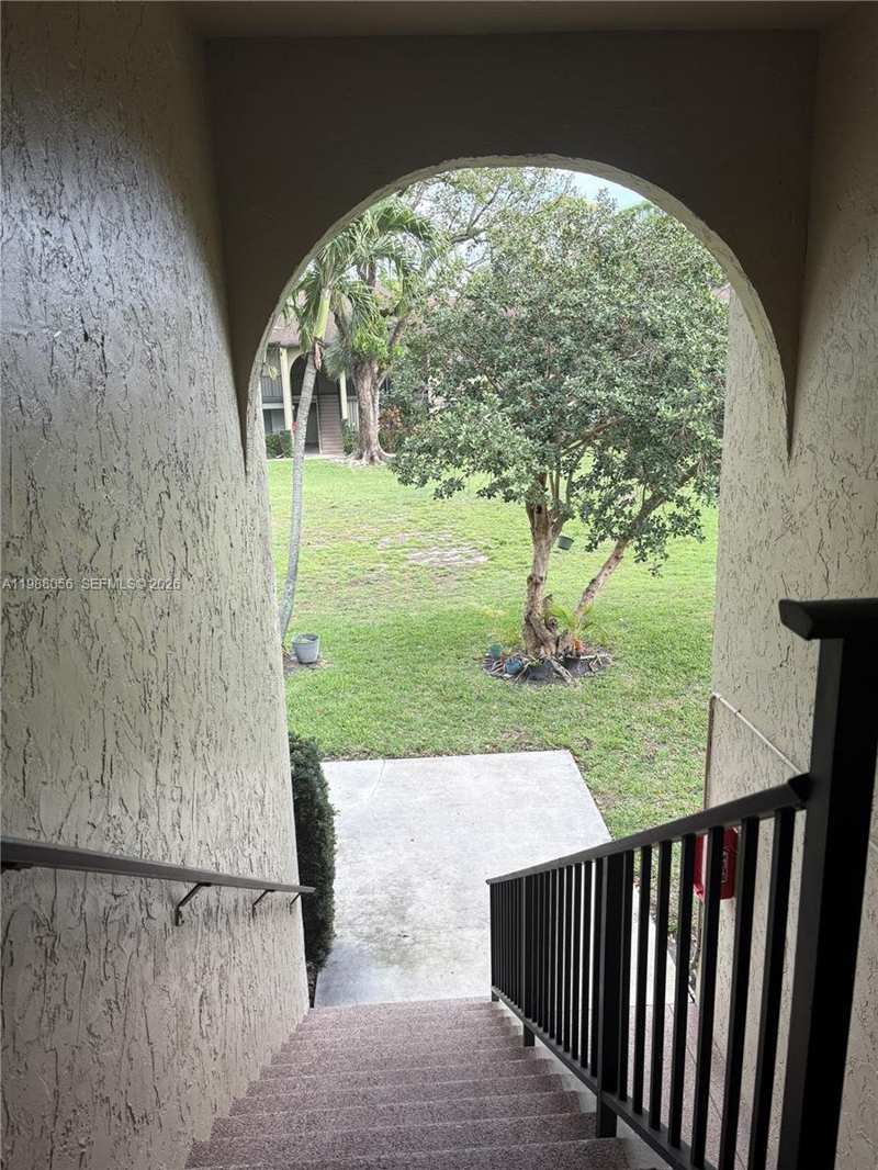 721 Sunny Pine Way # C2, Green Acres FL 33415