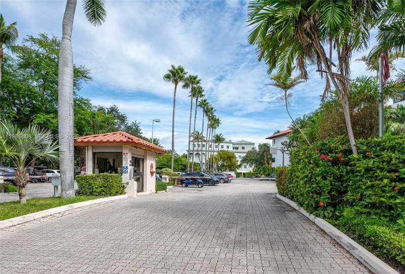 55 Ocean Lane Dr # 3030, Key Biscayne FL 33149