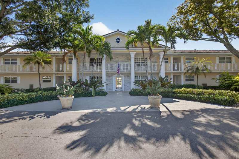478 Tequesta Drive # 205, Tequesta FL 33469