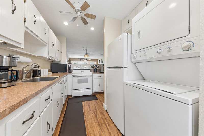 1060 Citrus Way # 204, Delray Beach FL 33445