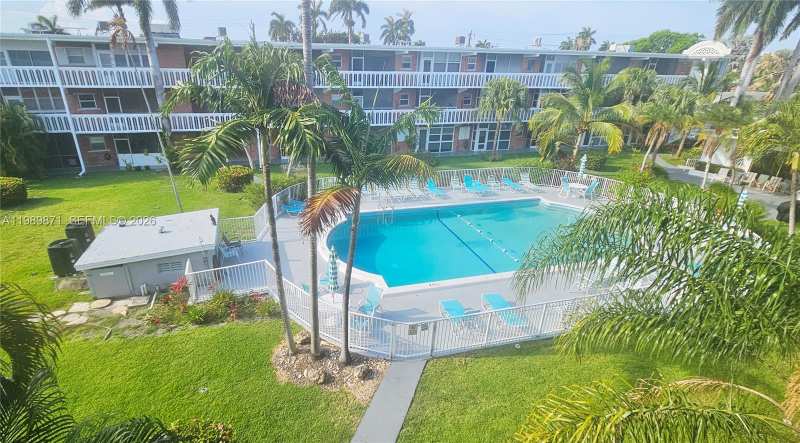 141 NE 10th Ave # 22C, Hallandale Beach FL 33009