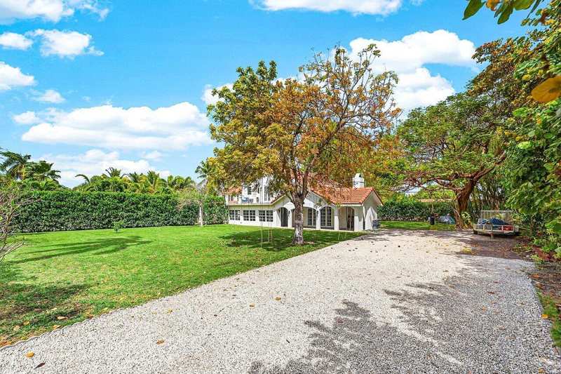 321 SW 1st Avenue, Boynton Beach FL 33435