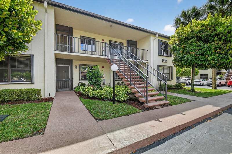 7855 Willow Spring Drive # 725, Lake Worth FL 33467