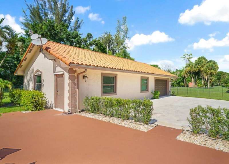 14870 Horseshoe Trace, Wellington FL 33414