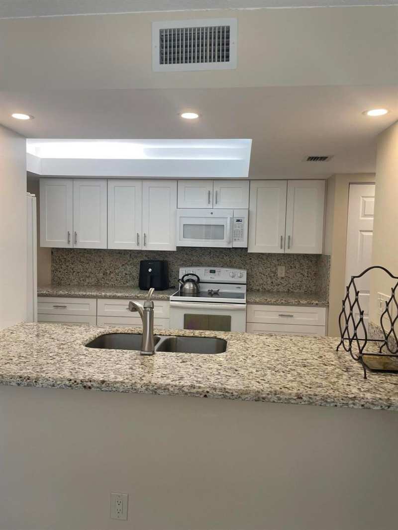 450 Egret Circle # 9203, Delray Beach FL 33444
